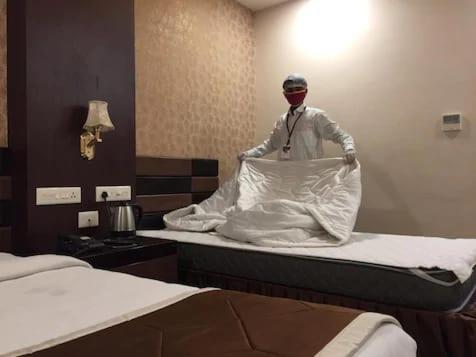Sri Ram Hotel Тирунелвели Экстерьер фото